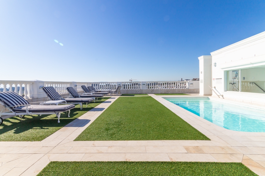 To Let 2 Bedroom Property for Rent in Three Anchor Bay Western Cape